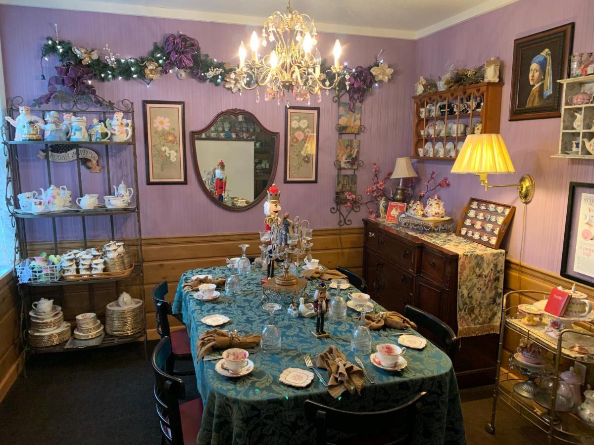 Emerald Necklace Inn Bed And Breakfast Lakewood Eksteriør billede